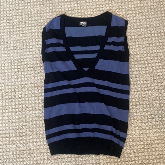 Sweater Vest - Picture 1 of 2